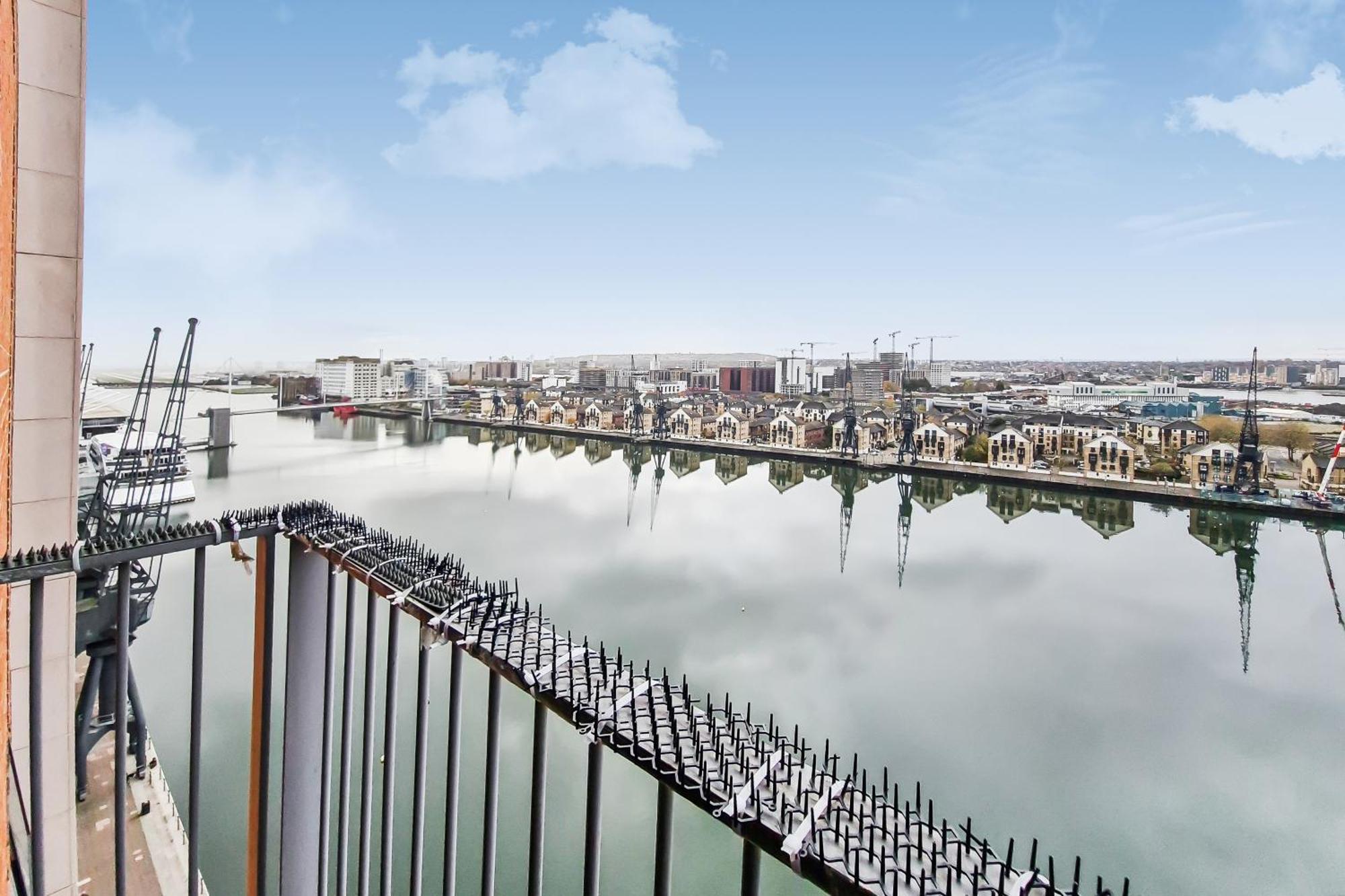 Deluxe Two Bed Apartment With River & City View Λονδίνο Εξωτερικό φωτογραφία