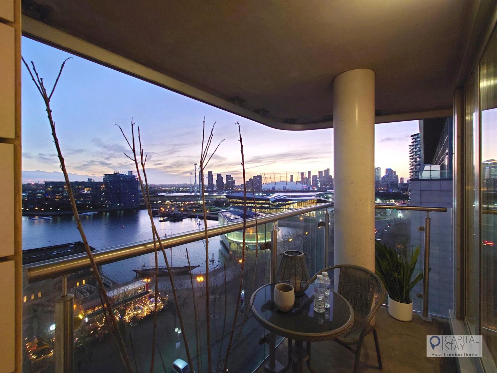 Deluxe Two Bed Apartment With River & City View Λονδίνο Εξωτερικό φωτογραφία